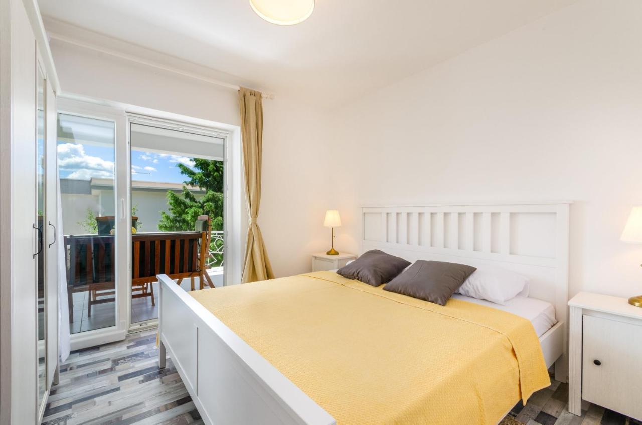 Benko N Appartement Crikvenica Buitenkant foto