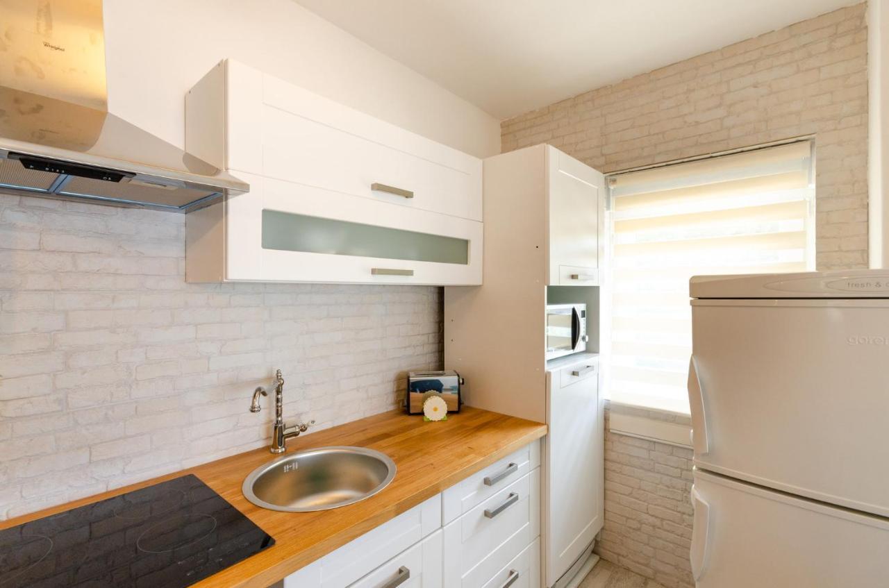 Benko N Appartement Crikvenica Buitenkant foto